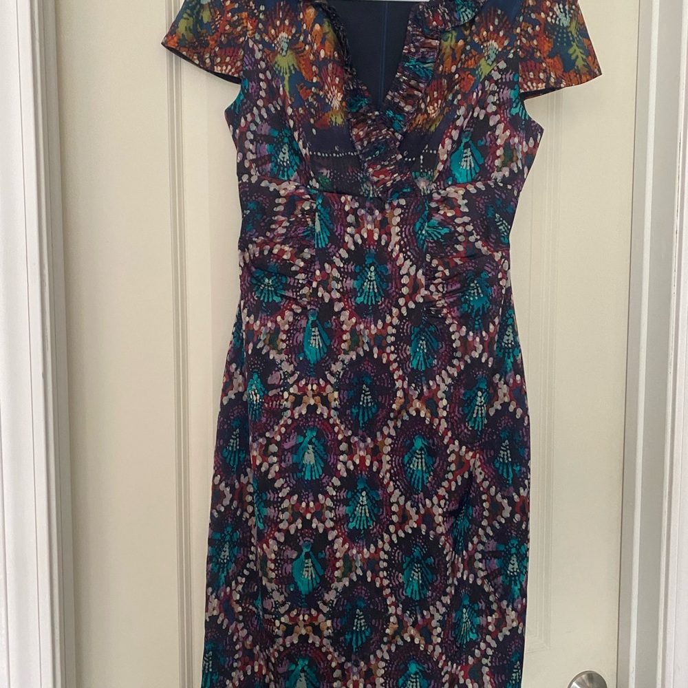 Kay Unger Short Sleeve Multi Color Silk Dress Size 2